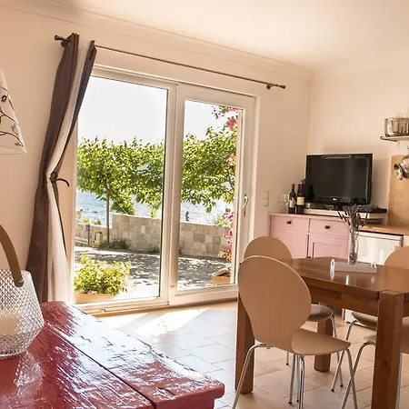 Apartment Waterfront *